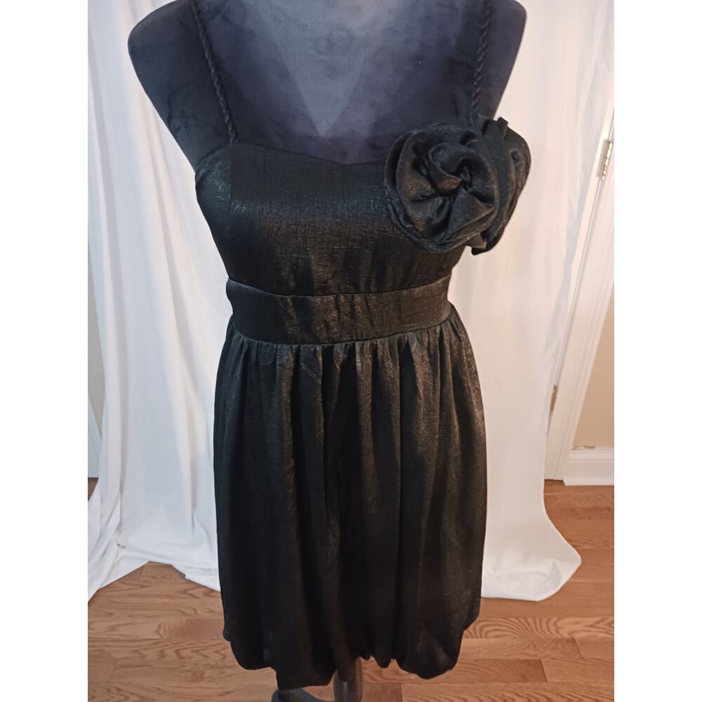 Papaya black dress, size M **READ DISCRIPTION
